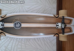 Skateboard Oxelo c/novo