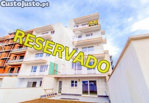 T3 novo em vila verde com logradouro...