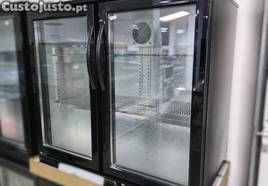 Refrigerador horizontal com 2 portas de batente para bar (900x500x840mm)