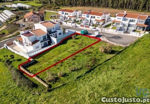 Terreno em Famalicão de 437,00 m²
