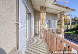 Moradia T3 Em Modelos Paços De Ferreira