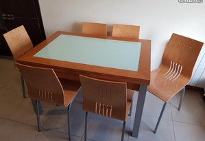 Conjunto Mesa Cozinha e Cadeiras