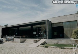 Comércio diverso em Sever de 1053,00 m²