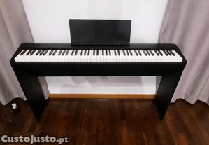 Piano Roland FP30