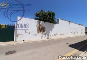 Terreno urbano no centro da cidade de silves