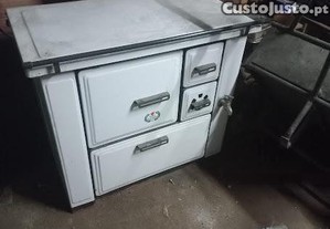 Fog�o a lenha Oliveirinha