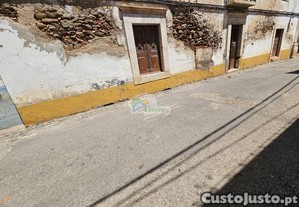Apartamento t1 para recuperar no centro de borba