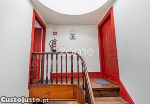 4 Estúdios T0 Com Rentabilidade Nos Clérigos