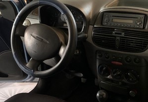 Fiat Punto ELX 16V
