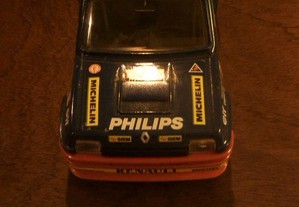 Carrinho de Colecção Burago anos 80/90, Renault 5 Turbo Rally, escala 1/24