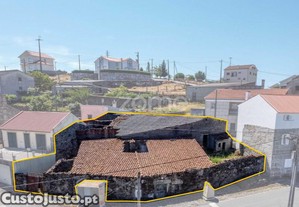 Moradia Para Recuperar Em Gouveias, Pinhel