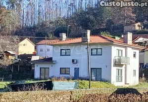 Moradia T4 Em Ribeira De Fráguas,...