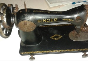 Máquina costura antiga Singer