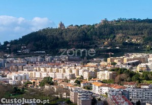 Apartamento T1, Com 2 Varandas, Garagem Na...