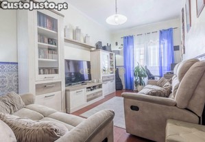 Apartamento Renovado T3 em Barreiro - Excelente Localização