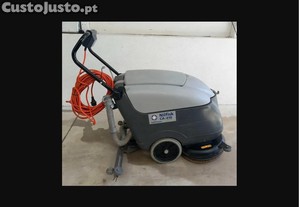 Lavadora e aspiradora Nilfisk CA 410