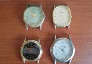 Relógios antigos de diversas marcas - Não sei se funcionam