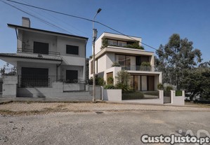 Terreno em Pedroso e Seixezelo de 462,00 m²