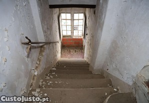 Im�vel para Reabilita��o Total | Rua 13 de Dezembro | 175 m� | Campo Maior