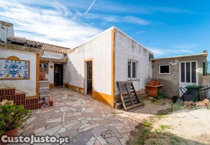 Moradia T3 Com Potencial De Investimento, Raposeira, Vila Do Bispo, Faro, Vila do Bispo