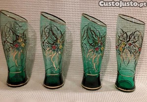 Conjunto de 4 copos de vidro vintage verdes pintados � m�o