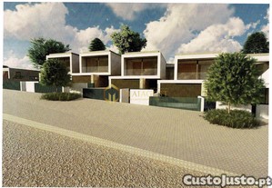 Terreno para construção de 5 moradias em banda