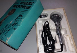 Microfone Vintage Realistic Highball 2