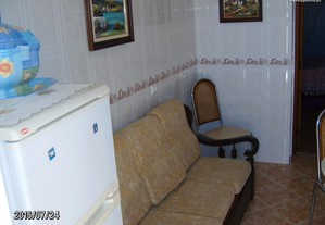 Apartamento T-1com cozinha,quarto e casa de banho