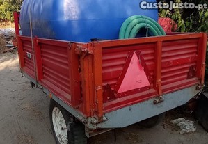 Reboque Herculano tribasculante e deposito gua