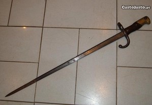 Antiquíssimo Sabre baioneta