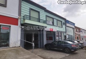 Edifcio Para Comrcio E Habitao Em Angra Do...