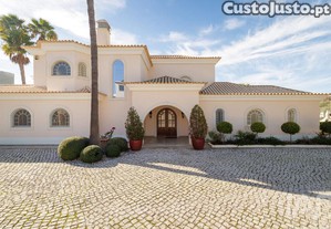 Casa / Villa T4 em Almancil
