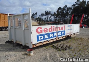 Estrado
