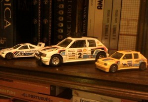 3x Carrinhos Colecção Burago dos anos 80/90, Peugeot de Rally 205 T & 405,