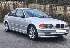 BMW 320 E46 - 01