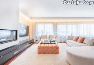 Moradia T3 Com Piscina