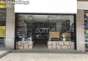 Loja Comercial Em Maximinos, Braga