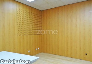 Loja, Na Rua Sousa Pinto, Paranhos, Porto