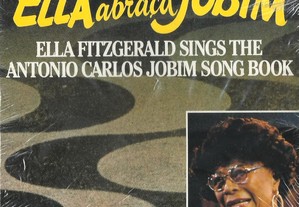 Ella Fitzgerald - Ella Abraça Jobim: Ella Fitzgerald Sings Antonio Carlos Jobim Song Book (novo)