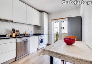 Apartamento T3 Duplex Enxerim