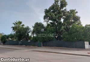 Moradia t2 térrea com piscina em vale navio, albufeira