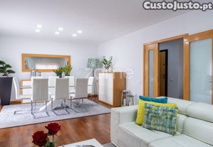 Penthouse T3-Área Privativa 172 M² E Terraço...