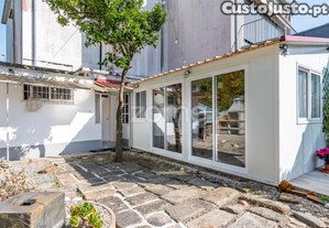 Moradia T5 Avenida Dr. Antunes Guimarães