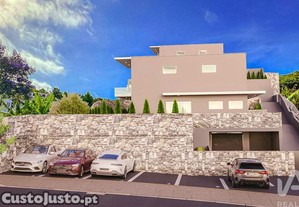 Casa / Villa T3 em Caniço de 211,00 m²