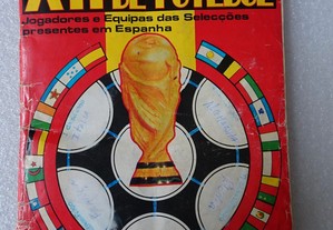 Caderneta de cromos de futebol completa - XII Campeonato do Mundo de Futebol Espanha 1982