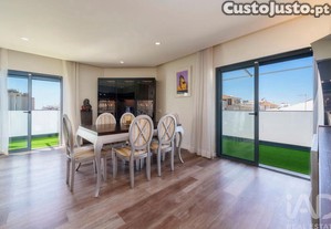 Duplex T3 em Loulé (São Clemente)