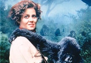 Gorilas na Bruma (1988) Sigourney Weaver IMDB: 6.9