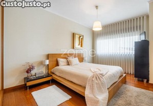 T2 Com Lugar De Garagem E Arrumos Matosinhos