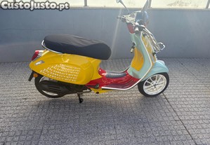 Vespa Outros