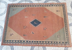 Carpete, 197x137cm